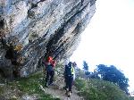 Sur le sangle de la Barr&egrave;re, vire herbac&eacute;e et panoramique