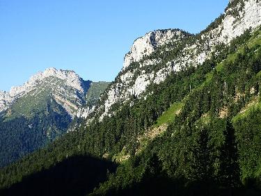 Le plateau sommital et son lapiaz